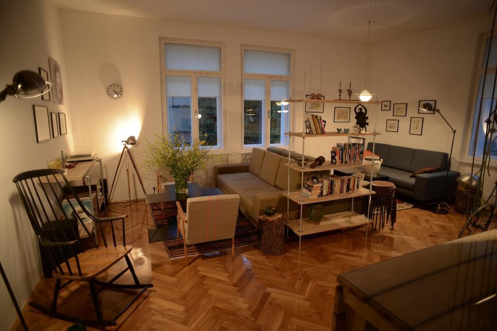 자그레브 로바골라 비앤비 B&B 외부 사진